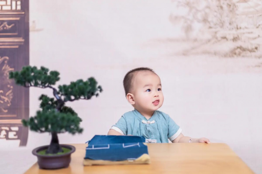 承德宝宝几个月可以吃粥